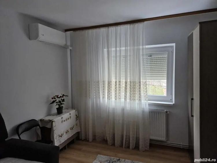 Ofer spre inchiriere garsoniera in Rm.sarat - 6