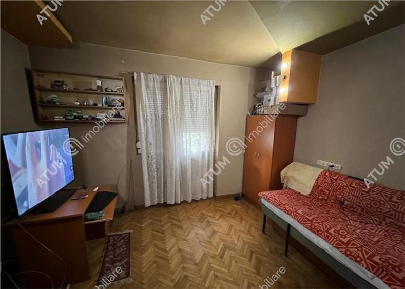 Casa cu 3 camere si teren 310 mp zona Trei Stejari din Sibiu - 1