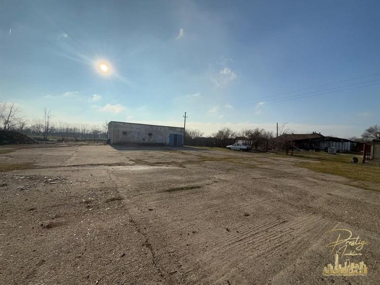 Hale industriale cu teren 6600 mp de vanzare in Com. Cefa - 8