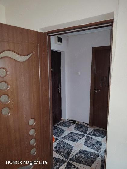 Se inchiriaza garsoniera - 4