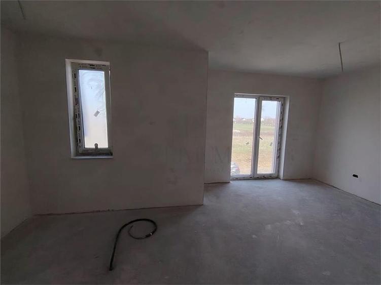 Duplex 5 camere - curte amenajata - zona linistita. - 10