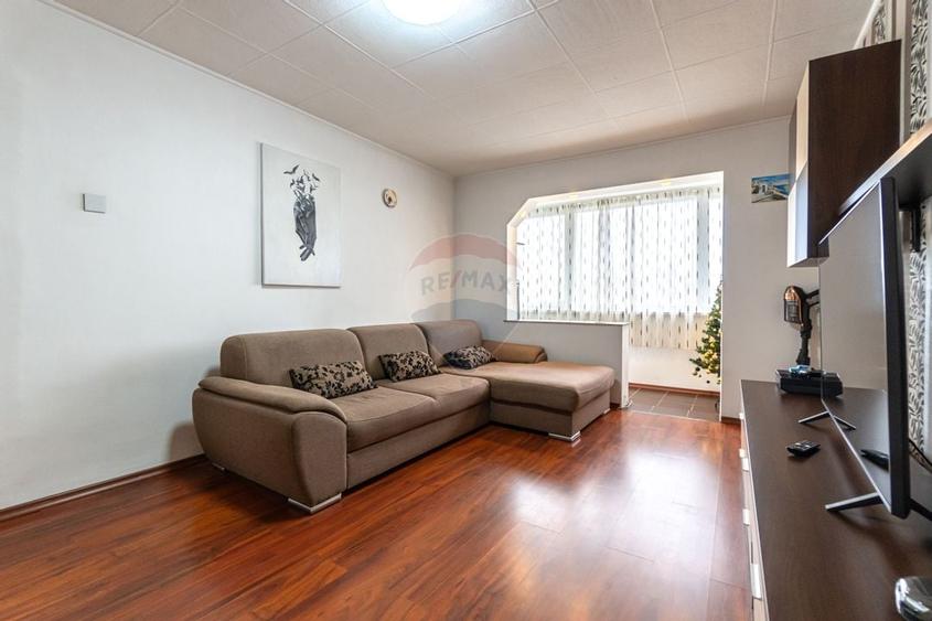 Apartament 2 camere în zona Astra Micsunica - 12
