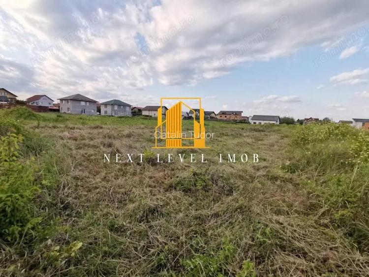 Teren intravilan de vanzare 1000 mp in sat Geamana