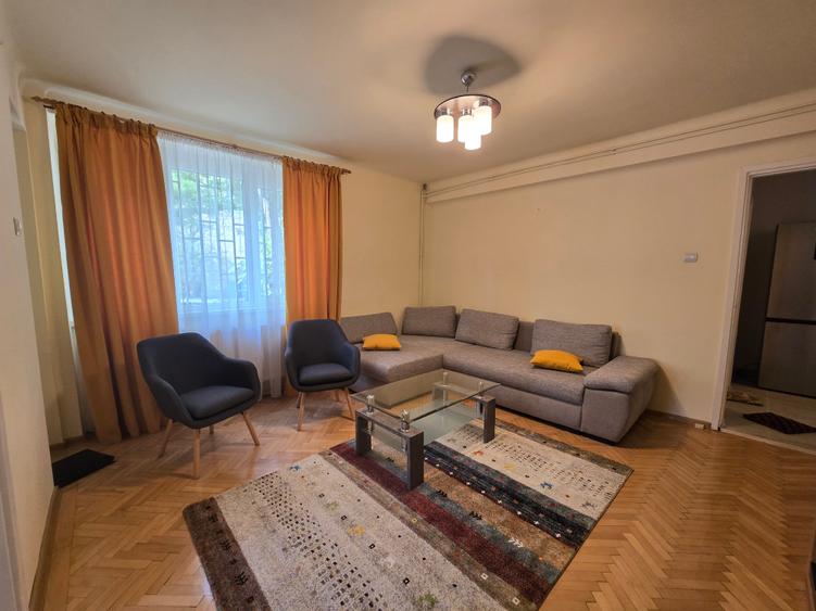 Apartament cu trei camere, renovat langa parcul Rozelor - 3