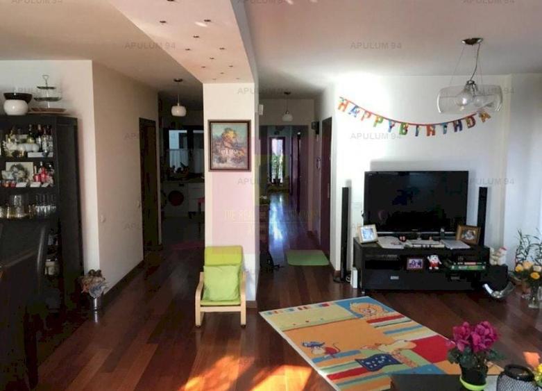 Casă individuală cu 11 camere decomandat cu Canalizare în Floreasca