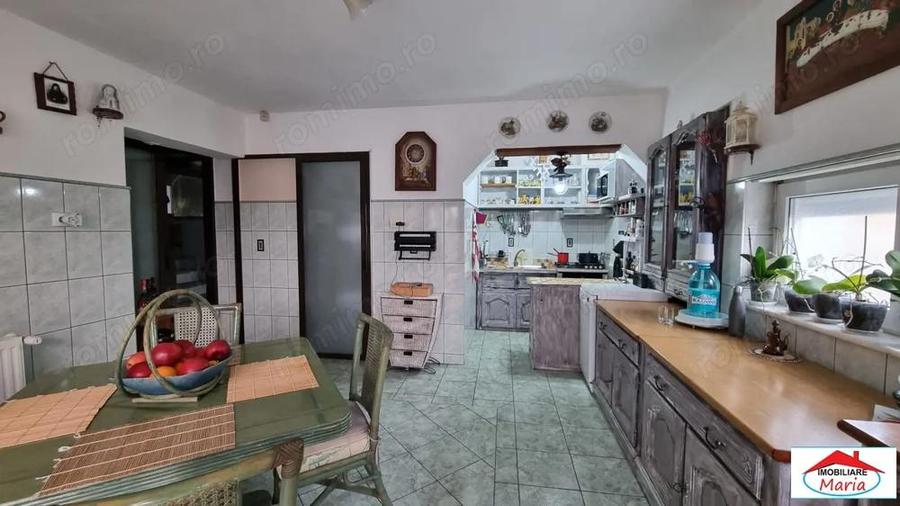 Parte de casa parter cu acces auto zona Cerbului - 10