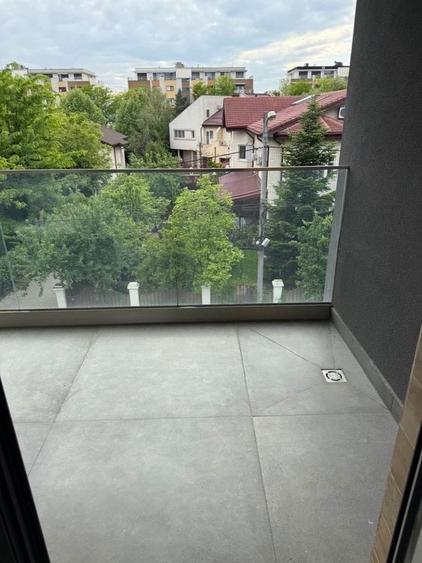 Vanzare Apartament 4 Camere Iancu Nicolae - 8
