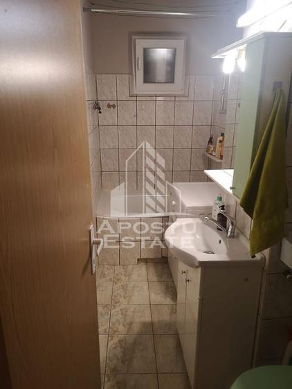 Apartament cu 3 camere, etaj intermediar, zona Circumvala... - 5