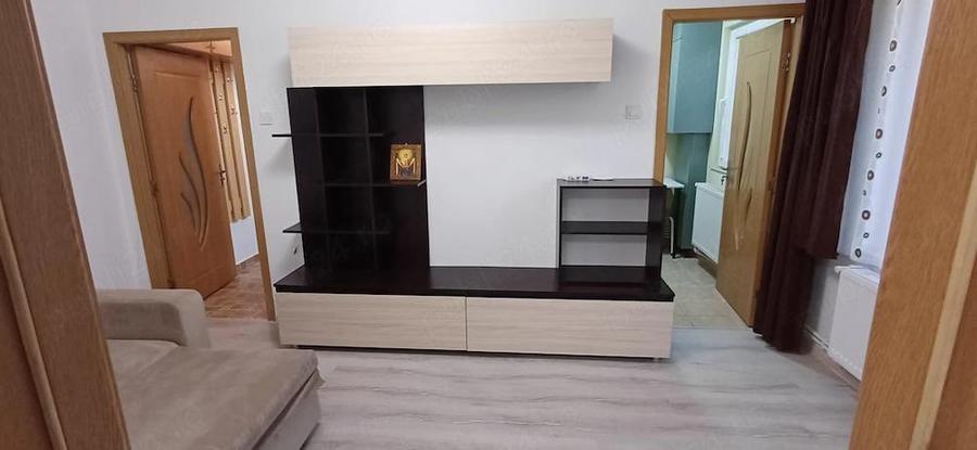 Inchiriez apartament doua camere. - 10