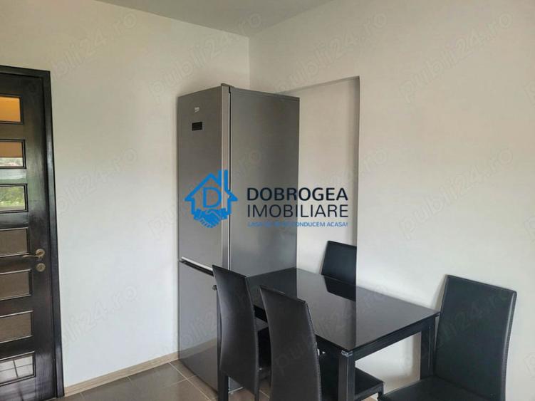 Apartament cu 2 camere decomandat în Păcii