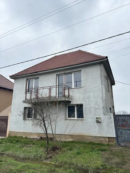 Casa de vanzare Livada de Bihor Accept la schimb apartament + diferenta - 5