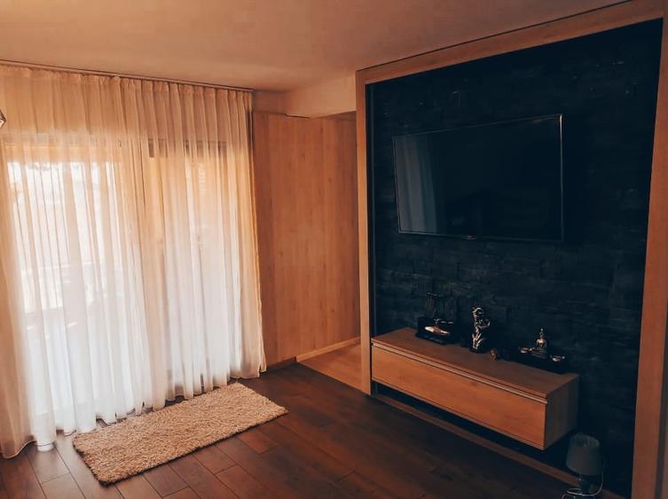 casa / vila Platou Prundu - Craiovei , mobilata / utilata , finisaje moderne ! - 12