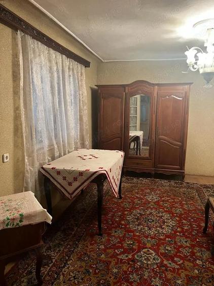 casa si teren de vanzare - 2