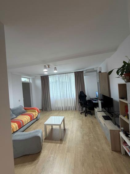 Apartament 2 camere decomandat + loc de parcare Drumul Belsugului 49U - 1
