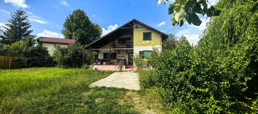 Casa Breaza , zona centrala , 500mp teren drept ,toate utilitatile - 20