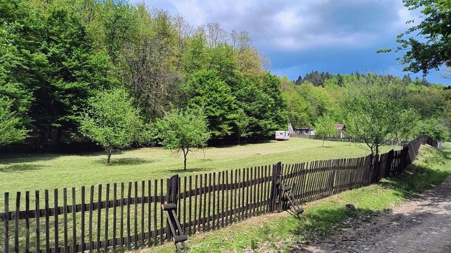 De vanzare teren 1800mp - 6