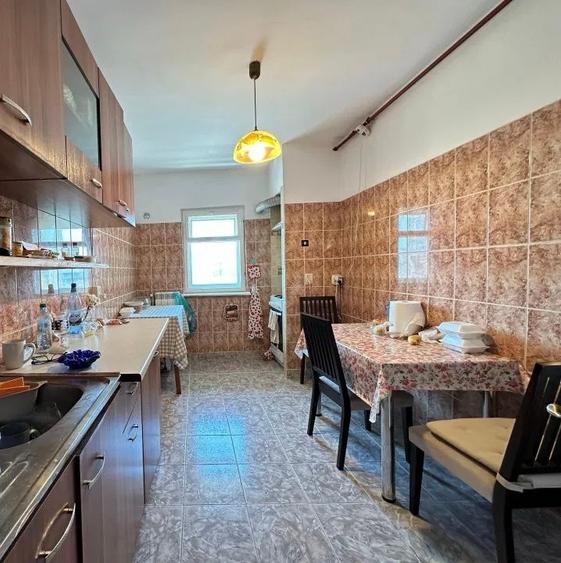 Apartament 3 camere - zona Dacia - 160.000 euro (Cod E8) - 8