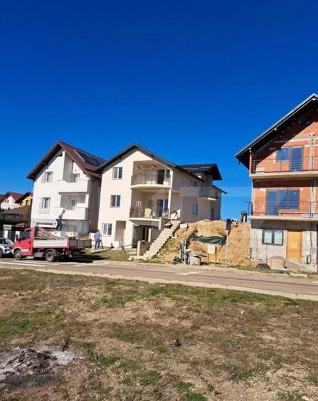 Casa cu etaj si demisol la GRI, 170 mp utili, 300 mp teren, - 3