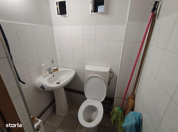 Spatiu comercial / Birou, Bolyai ,central 30 mp, acces stradal - 2