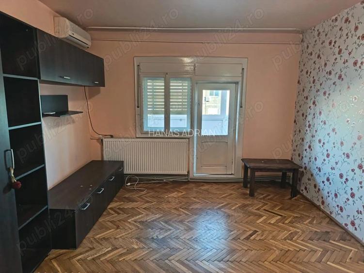 Apartament 2 camere zona 500 Micalaca