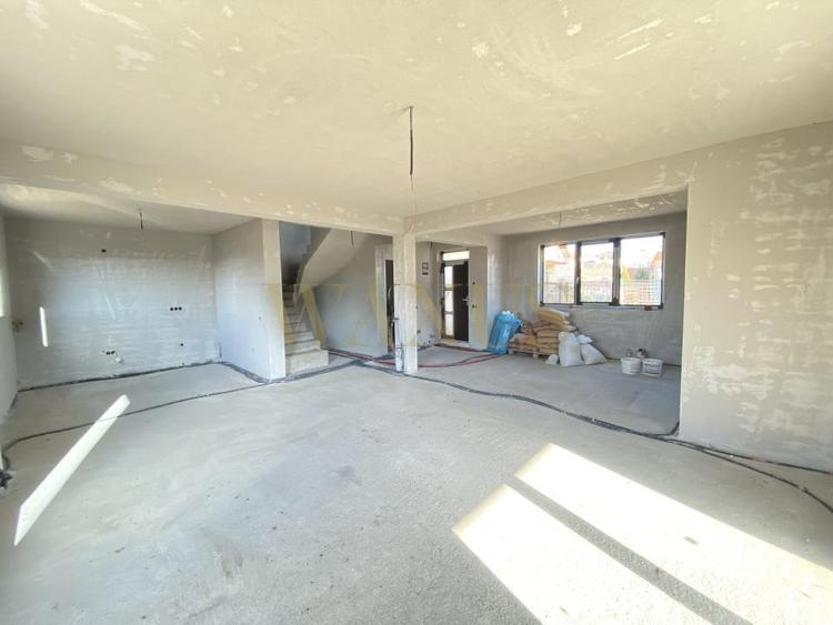 Casa cuplata de Vanzare - 120mp I 317mp Teren I TVA INCLUS - Chinteni - 2