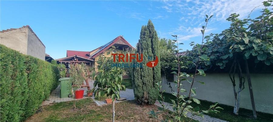 Casa de vanzare pretabila pentru 2 familii situata in proximitatea Cetatii Alba - 30