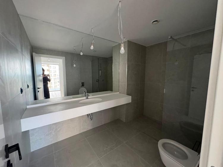 Apartament cu 2 camere semidecomandat în Aviației