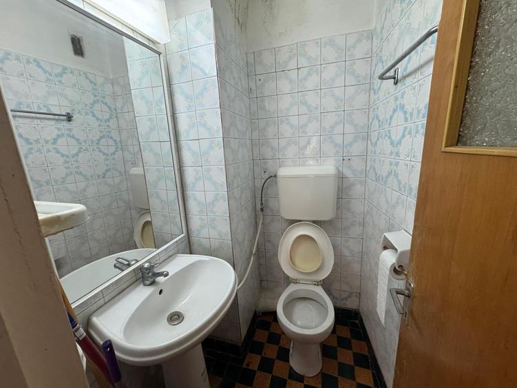 Vanzare apartament trei camere imobil solid Piata Ion Mihalache metrou - 13