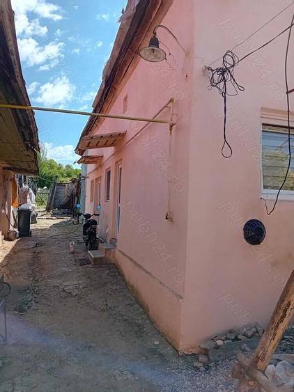 Vand casa i Com.Godinesti - 4