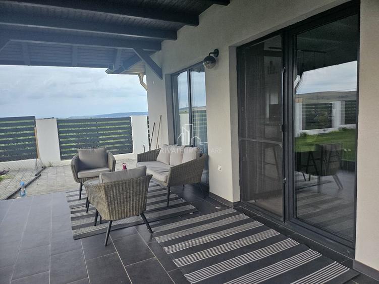 Casa/Vila Noua de Vanzare, mobilata/Utilata, Deosebita, Nazna - 10