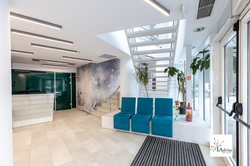 Spatiu de biouri in cladire reprezentativa, parcare generoasa - 8