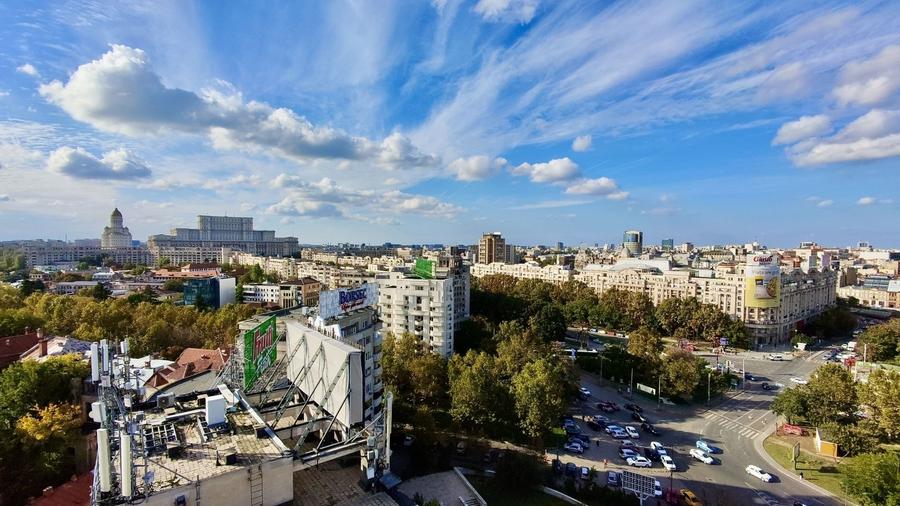 Piata Unirii Fantani Vila  500 mp utili curte 204 mp - 1