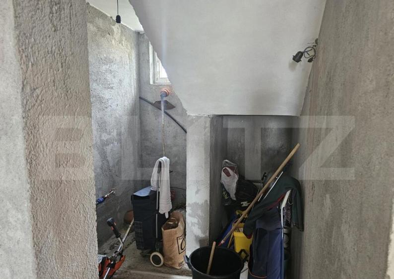 Casa la rosu/semifinisata, P+E, 139 mp utili, 523 mp teren, - 14