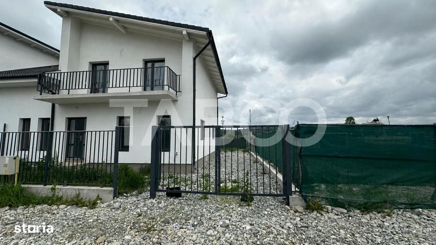 Casă cu 4 camere cu Teren 125 Mp în Șelimbăr