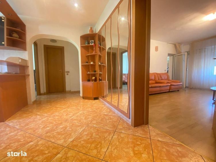 Apartament cu 3 camere decomandat în Parcul Circului