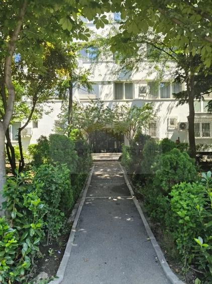 Apartament cu 2 camere semidecomandat în Tineretului