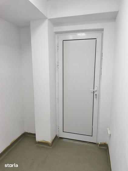Spațiu comercial, de 150 mp, în Nord