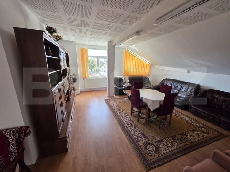 Apartament cu 3 camere semidecomandat, mobilat în Gheorgheni