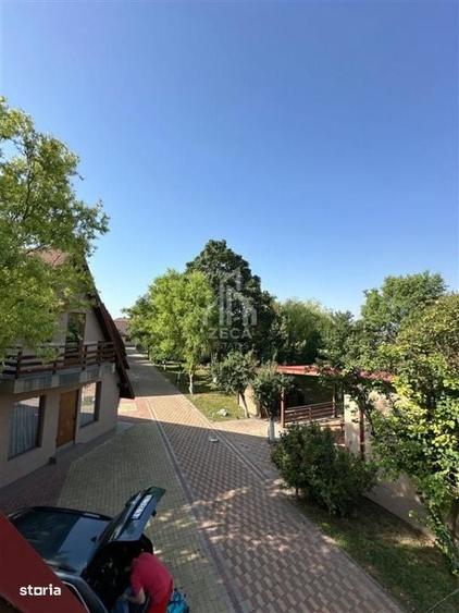 Spațiu comercial, de 576 mp, în Corbu