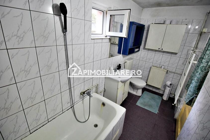 Casă individuală cu 5 camere cu Canalizare în Mureșeni
