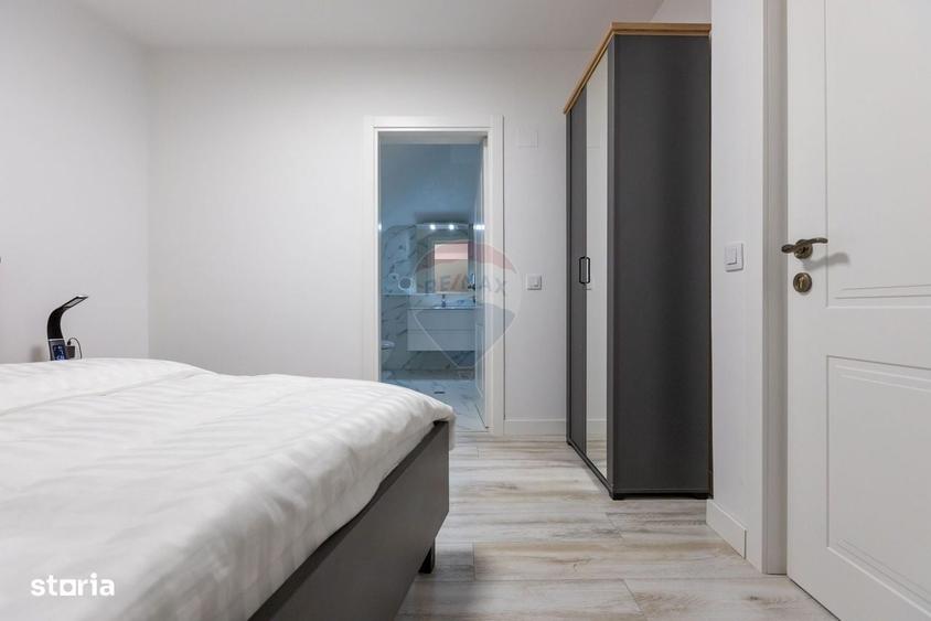 Spațiu comercial, de 1,200 mp, în Central