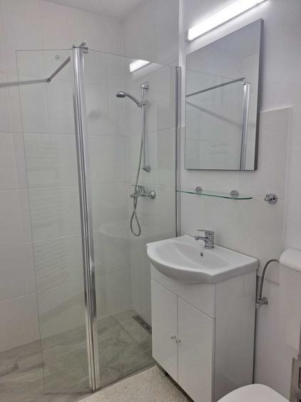 Apartament cu 2 camere decomandat în Exterior Vest
