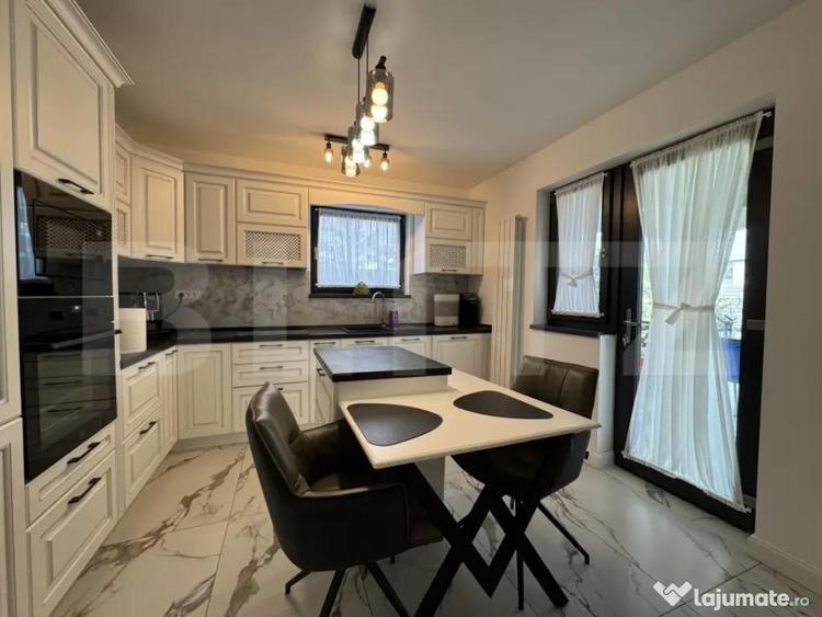 Casă cu 5 camere cu Teren 600 Mp în Pielești