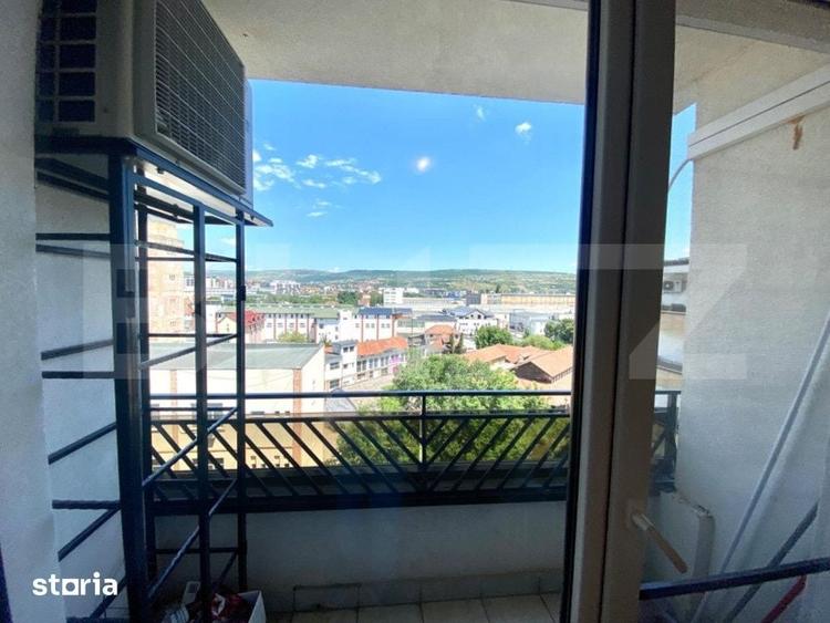 Apartament cu 3 camere semidecomandat în Bulgaria