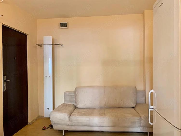 Proprietar, inchiriez apartament 2 camere - 4