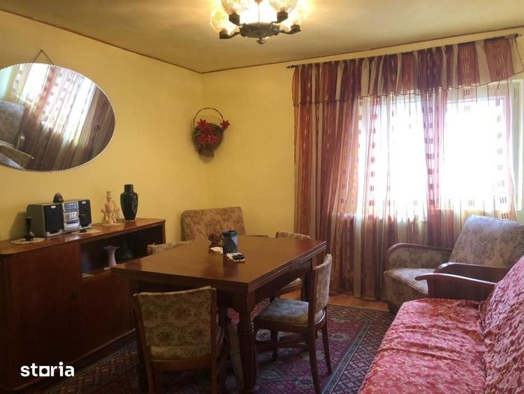Apartament cu 3 camere în Telecabinei