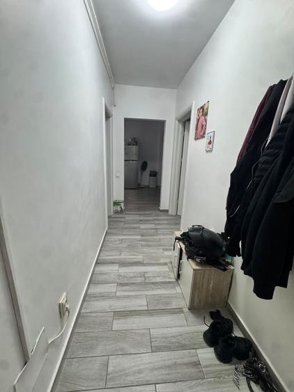 Apartament cu 2 camere decomandat în Exterior Vest