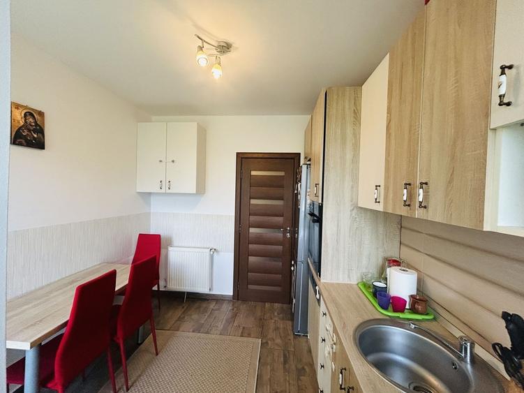 Apartament cu 2 camere decomandat, mobilat în Turnișor