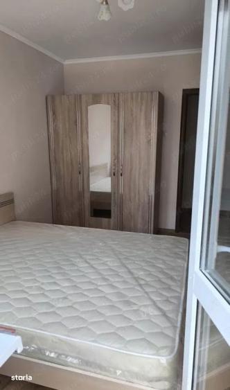 Apartament cu 3 camere decomandat, mobilat în Tineretului