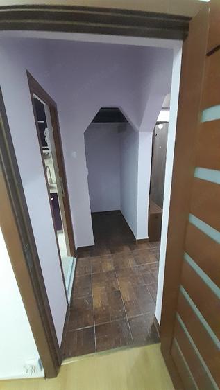 Apartament cu 2 camere decomandat în Govândari